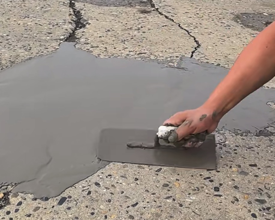汕尾CGM 高效薄层道路修补料（CGM 道路抢修料）